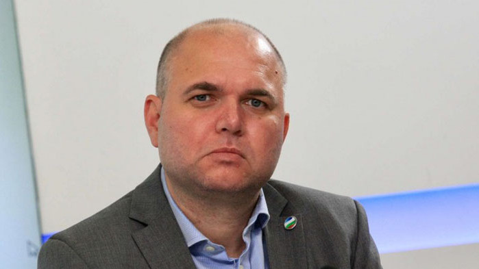 Едно от лицата на Демократична България“ индиректно се изказа в